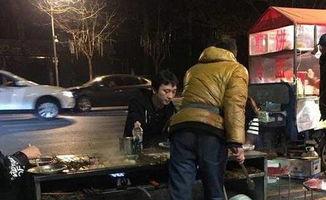 路边摊的帅哥爆料视频,揭秘幕后故事，带你走进真实生活